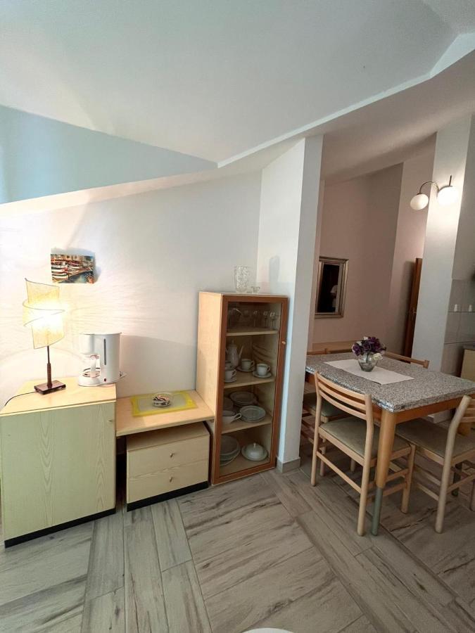 耶尔萨Gorana Apartman With Swimming Pool公寓 外观 照片